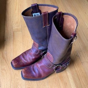 FRYE women’s leather boot